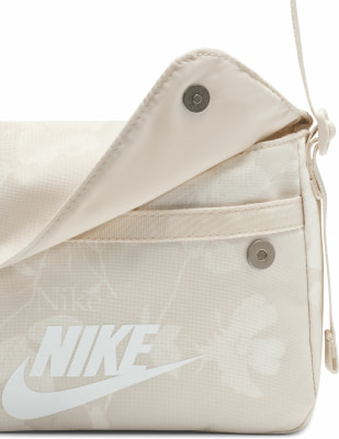 Nike Futra Crssby Palentino Umhängetasche