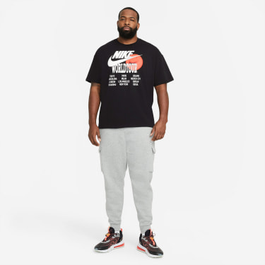 Sportswear World Tour T-Shirt