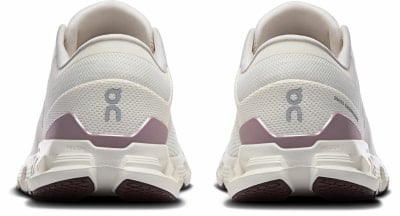 On Cloud X 4 Laufschuhe