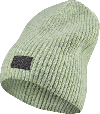 Hellgrüne Strickmütze mit schwarzem AR ACTIVE REBEL Logo.