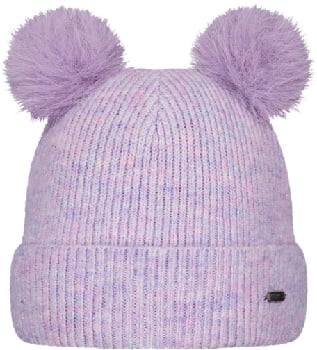 Eine lila Strickmütze mit zwei Bommeln und Streifenmuster.
