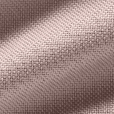 Detailaufnahme eines feinen Gewebes mit diagonalem Muster in einem Rosaton. Detailaufnahme eines feinen Gewebes mit diagonalem Muster in einem Rosaton.