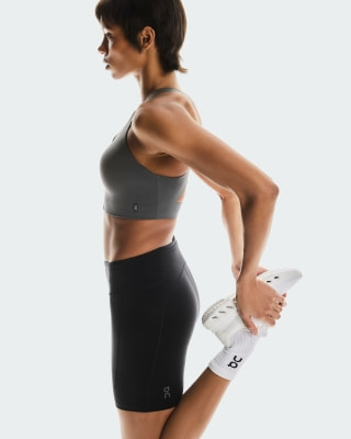 On Performance Tights Short běžecké kraťasy 