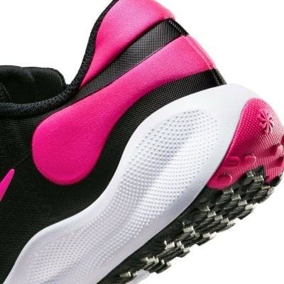 Nike Revolution 7 GS Trainingsschuhe