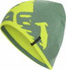 Grüne Strickmütze mit auffälligem neongelbem Muster und McKinley-Logo.