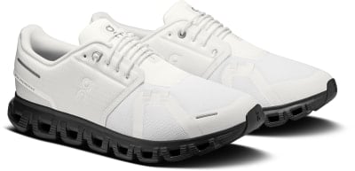 Weiße Sneaker mit schwarzer Sohle und ON Running Logo. Weiße Sneaker mit schwarzer Sohle und ON Running Logo.