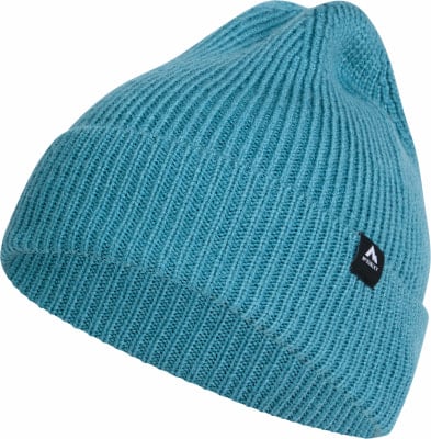 Blaue Rippstrickmütze mit McKinley-Logo an der Seite.