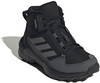 Fekete Adidas Terrex gyerek túracipő RAIN.RDY technológiával.