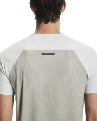 On Performance Laufshirt On Performance Laufshirt