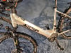 Silbernes E-Bike X-FACT mit Bosch Motor und Aufschrift E-TREKKING 8.0.