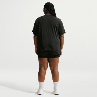 Nike One Relaxed Dri-Fit Shirt / 210=52-54 / 220=56-58 / 230=60-62