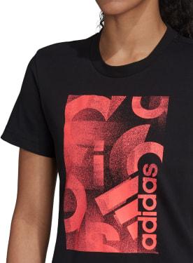 W UC TEE T-Shirt