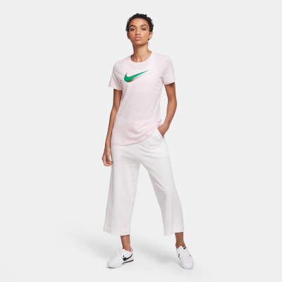 Nike Swoosh Icon Clash T-Shirt