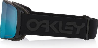Schwarze Oakley-Skibrille mit blauer Spiegellinse und Logo. Schwarze Oakley-Skibrille mit blauer Spiegellinse und Logo.