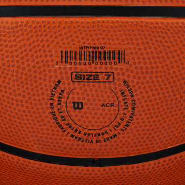 Basketbalový míč