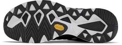 Schuhsohle mit ausgeprägtem Muster und gelbem Vibram-Logo. Schuhsohle mit ausgeprägtem Muster und gelbem Vibram-Logo.
